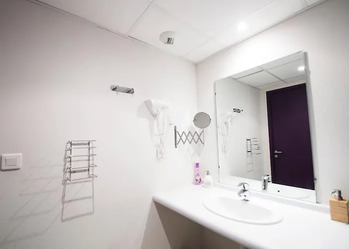 Au Sommet - Clim - Gare * לורדה